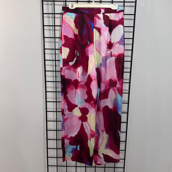 NWT ZARA Satin Feel Wide Leg Floral Pants Size Large - Picture 4 of 16